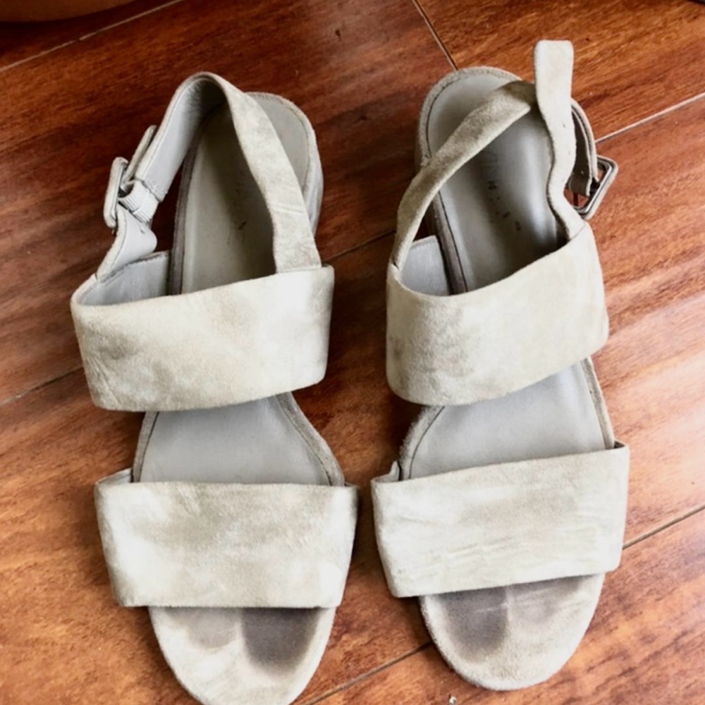Vince Elegant Gray Sandals